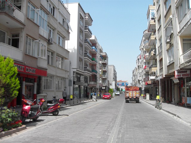 akhisar caddesi
